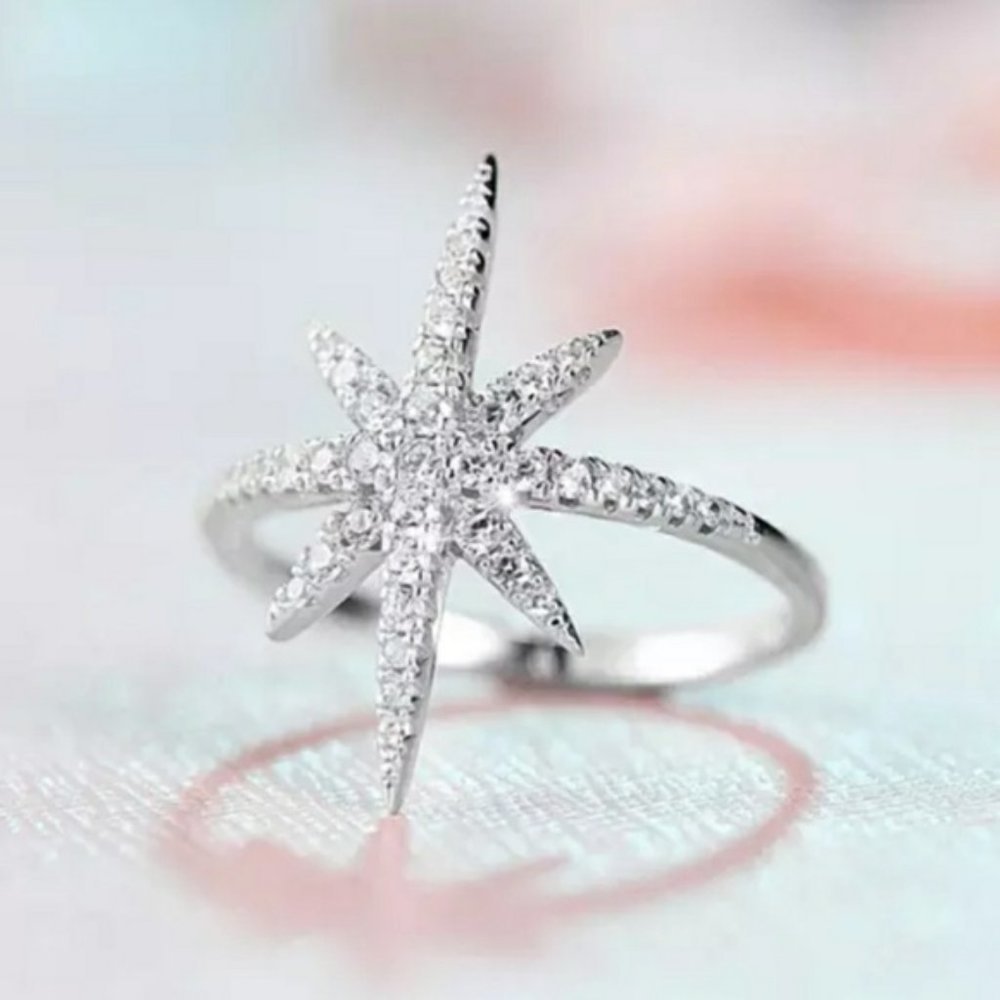 *NEW 18K White Gold Diamond Shooting Star Ring - Picture 4 of 7